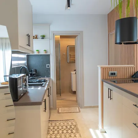 Zen By The Sea Apartment