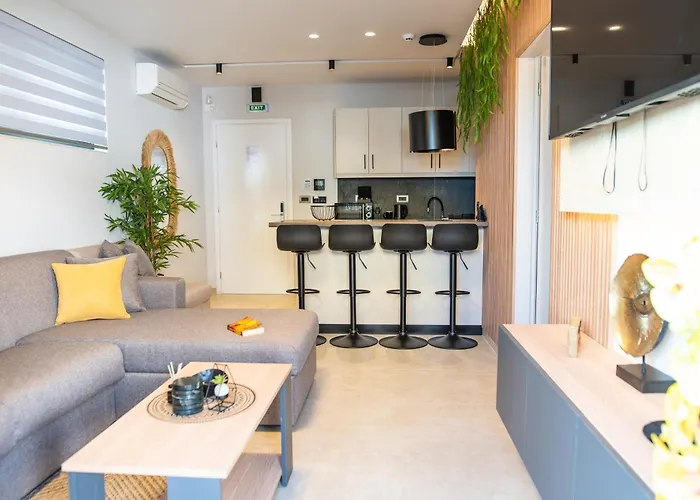 Zen By The Sea * بلدة كوس